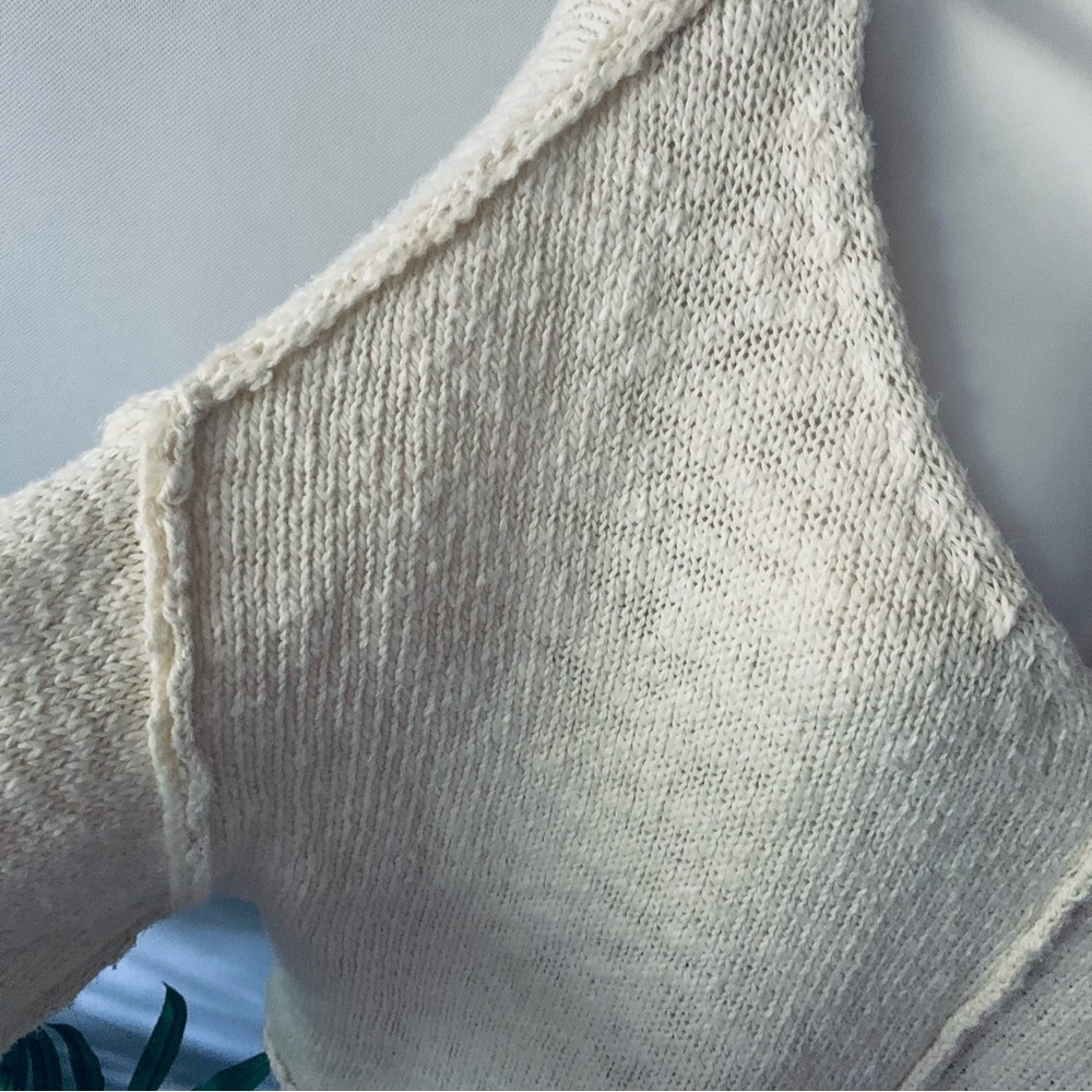 u r b a n :: Slouchy Raw Exposed Seam Knit Sweater - Picture 12 of 13